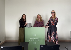 Tieslietu ministre apmeklēja Tieslietu akadēmijas telpas