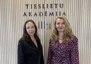 Tieslietu ministre apmeklēja Tieslietu akadēmijas telpas